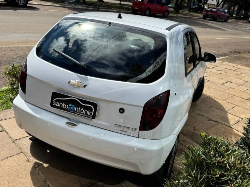 CHEVROLET - CELTA - 2014/2015 - Branca - R$ 35.900,00