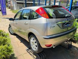 FORD - FOCUS - 2009/2009 - Prata - R$ 31.900,00