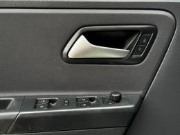 VOLKSWAGEN - FOX - 2013/2014 - Prata - R$ 42.900,00