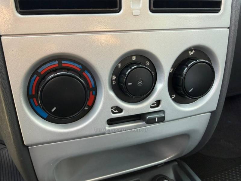 FIAT - PALIO - 2008/2009 - Cinza - R$ 33.900,00