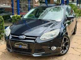 FORD - FOCUS - 2015/2015 - Preta - R$ 55.900,00
