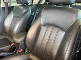 CHEVROLET - CRUZE - 2013/2014 - Preta - R$ 61.900,00