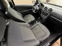 VOLKSWAGEN - SAVEIRO - 2015/2015 - Preta - R$ 53.900,00