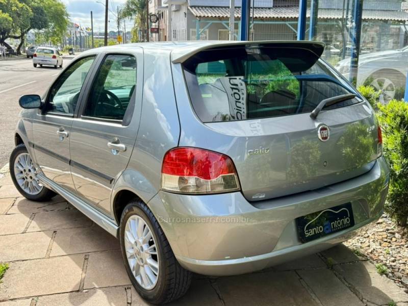 FIAT - PALIO - 2008/2009 - Cinza - R$ 33.900,00