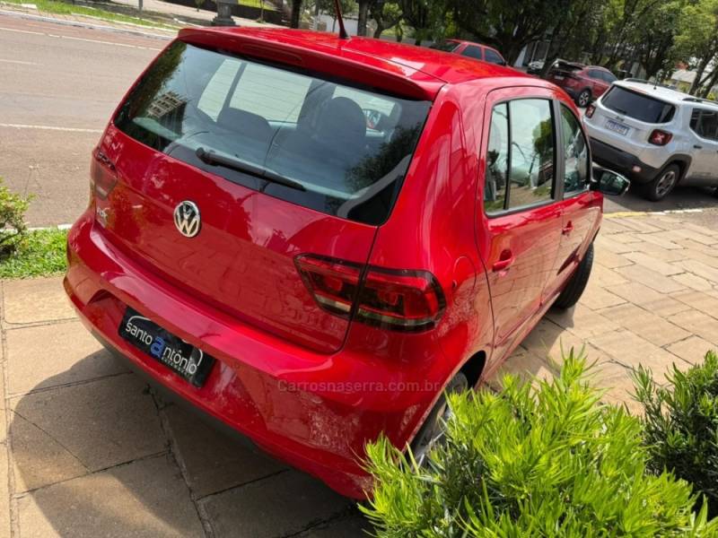 VOLKSWAGEN - FOX - 2020/2021 - Vermelha - R$ 66.900,00