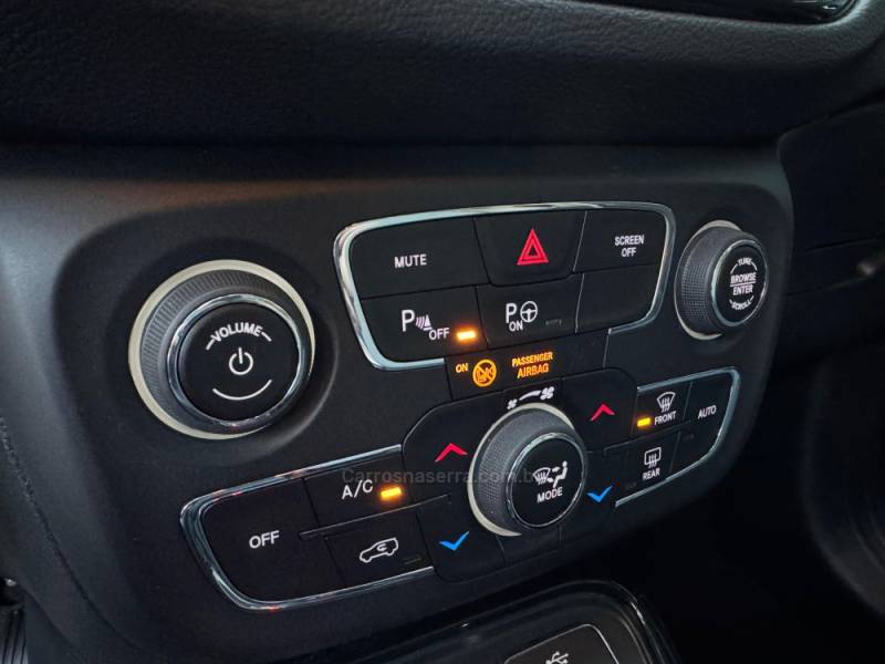 JEEP - COMPASS - 2018/2019 - Preta - R$ 119.900,00