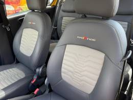 FIAT - PALIO - 2013/2014 - Amarela - R$ 44.900,00