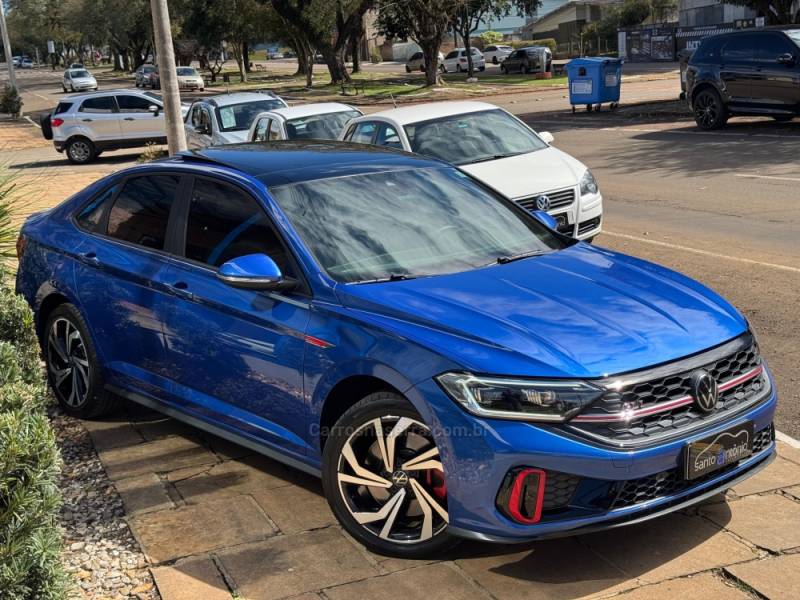 VOLKSWAGEN - JETTA - 2023/2023 - Azul - R$ 199.900,00