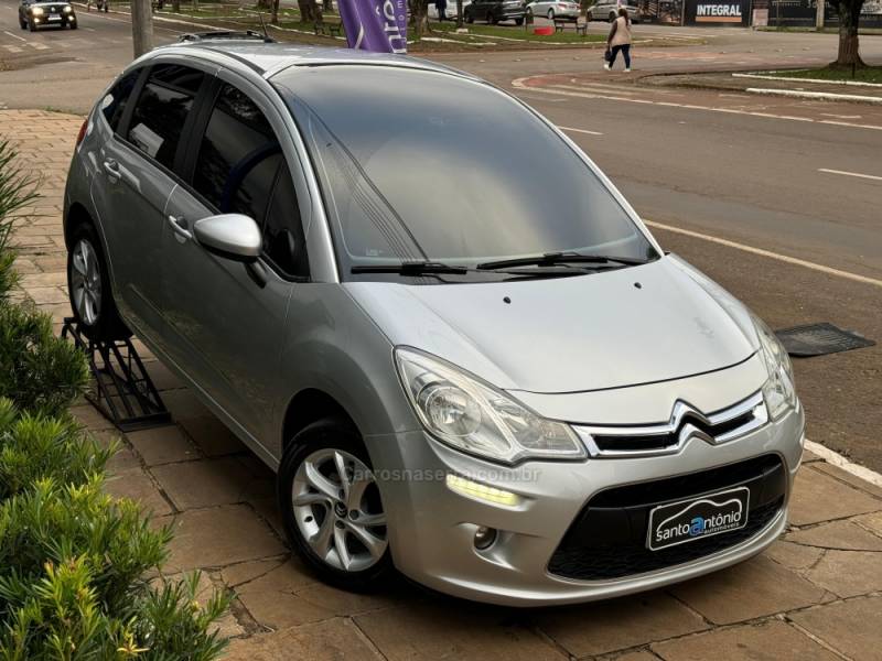 CITROËN - C3 - 2012/2013 - Prata - R$ 37.900,00