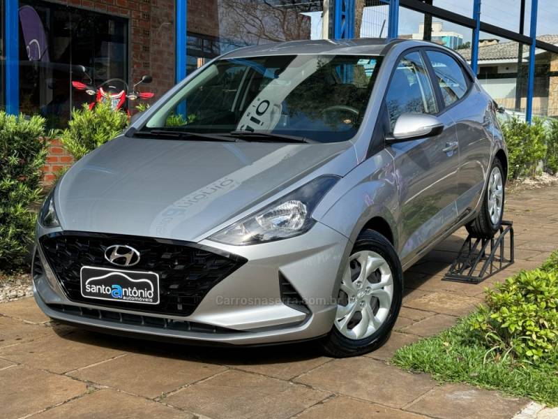 HYUNDAI - HB20 - 2022/2022 - Prata - R$ 74.900,00