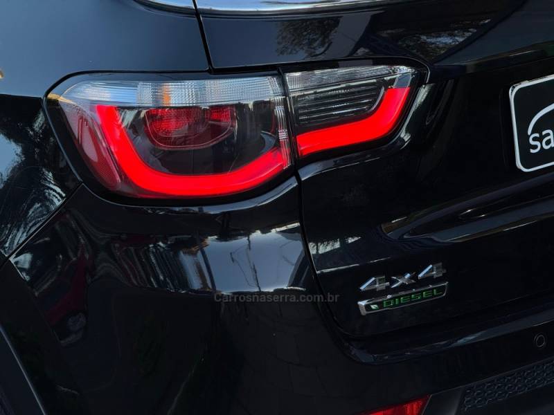 JEEP - COMPASS - 2018/2019 - Preta - R$ 119.900,00