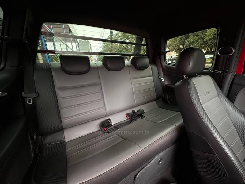 VOLKSWAGEN - SAVEIRO - 2016/2016 - Vermelha - R$ 73.900,00