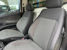 VOLKSWAGEN - SAVEIRO - 2013/2014 - Branca - R$ 46.900,00