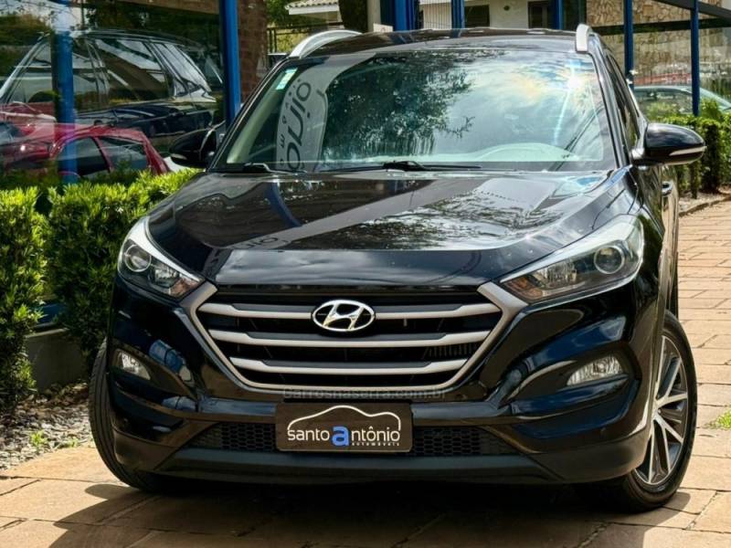 HYUNDAI - TUCSON - 2016/2017 - Preta - R$ 79.900,00