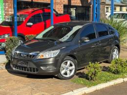 FORD - FOCUS - 2013/2013 - Cinza - R$ 46.900,00