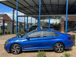 VOLKSWAGEN - JETTA - 2023/2023 - Azul - R$ 199.900,00