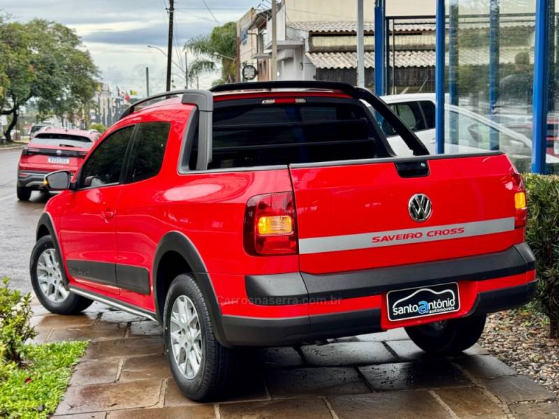 VOLKSWAGEN - SAVEIRO - 2016/2016 - Vermelha - R$ 73.900,00