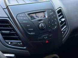 FORD - FIESTA - 2017/2017 - Prata - R$ 49.900,00