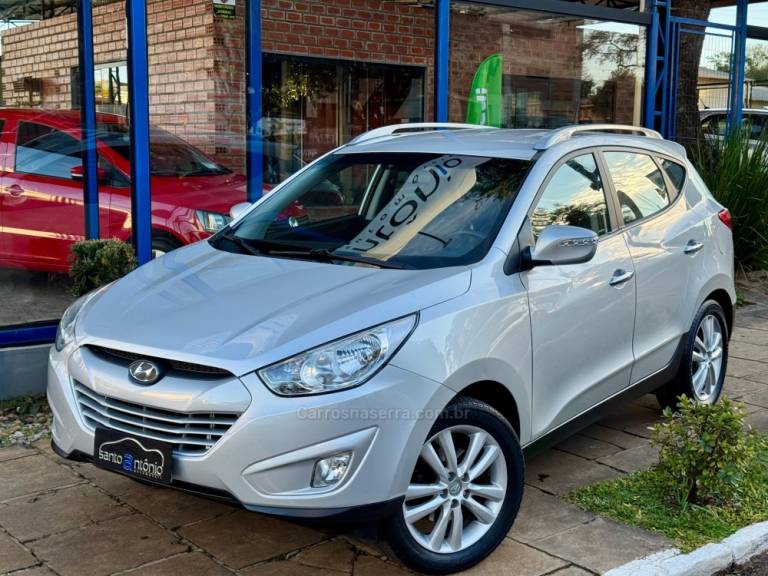 HYUNDAI - IX35 - 2013/2014 - Prata - R$ 72.900,00