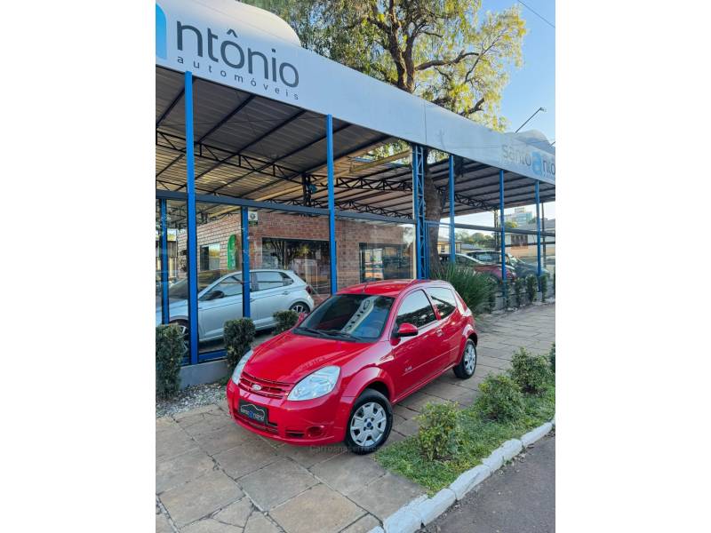 FORD - KA - 2010/2011 - Vermelha - R$ 27.900,00