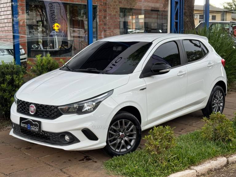 FIAT - ARGO - 2019/2019 - Branca - R$ 53.900,00