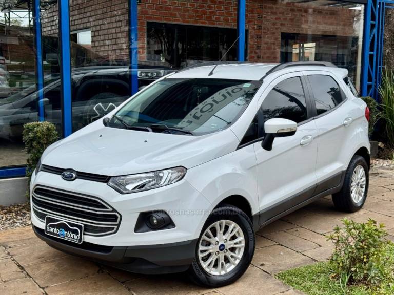 FORD - ECOSPORT - 2016/2017 - Branca - R$ 59.900,00