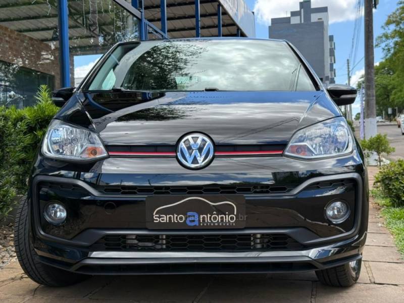 VOLKSWAGEN - UP - 2018/2018 - Preta - R$ 65.900,00