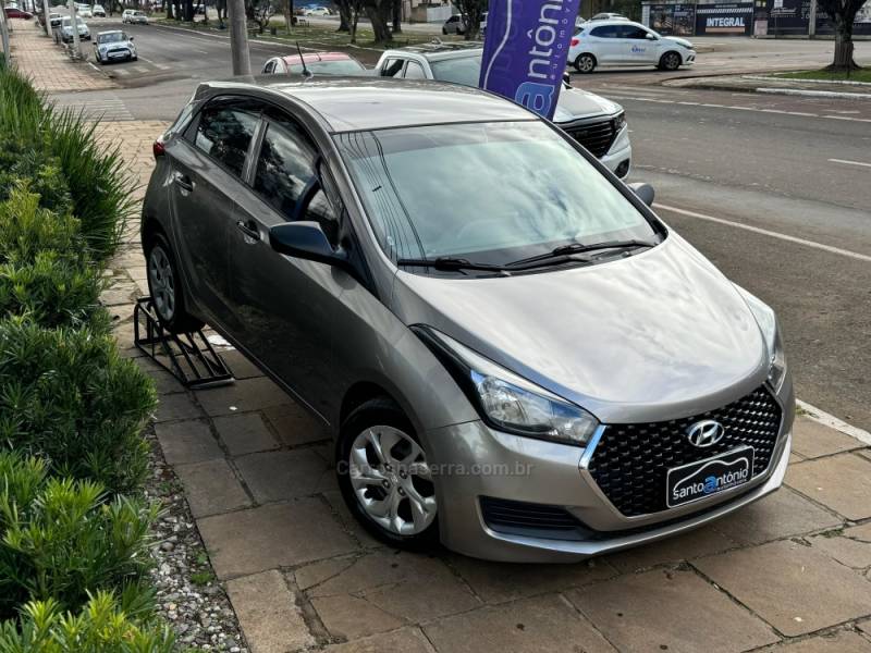 HYUNDAI - HB20 - 2018/2019 - Cinza - R$ 56.900,00