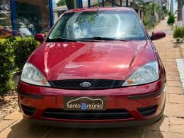 FORD - FOCUS - 2005/2005 - Vermelha - R$ 19.900,00
