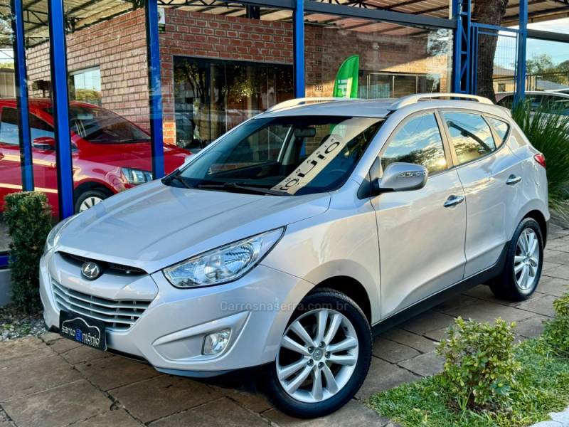 HYUNDAI - IX35 - 2013/2014 - Prata - R$ 72.900,00