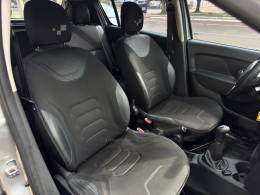 RENAULT - SANDERO - 2017/2017 - Prata - R$ 49.900,00