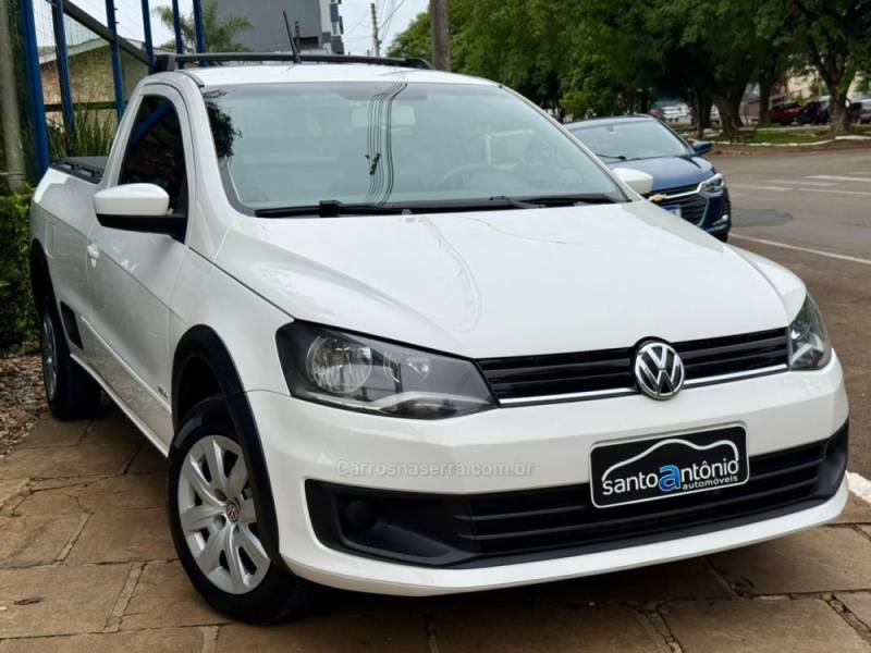 VOLKSWAGEN - SAVEIRO - 2013/2014 - Branca - R$ 46.900,00
