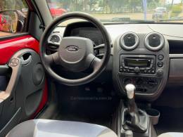 FORD - KA - 2011/2012 - Vermelha - R$ 27.900,00