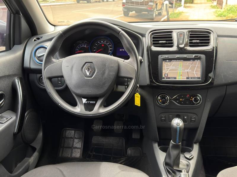 RENAULT - SANDERO - 2017/2017 - Prata - R$ 49.900,00