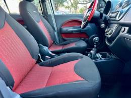 FIAT - UNO - 2012/2013 - Branca - R$ 42.900,00