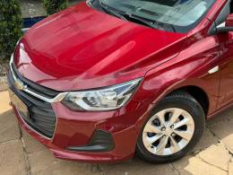 CHEVROLET - ONIX - 2022/2023 - Vermelha - R$ 73.900,00