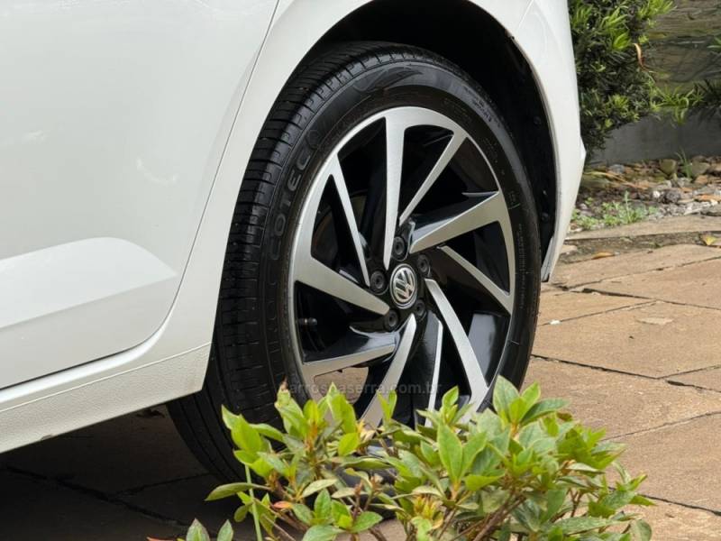 VOLKSWAGEN - POLO - 2019/2019 - Branca - R$ 82.900,00
