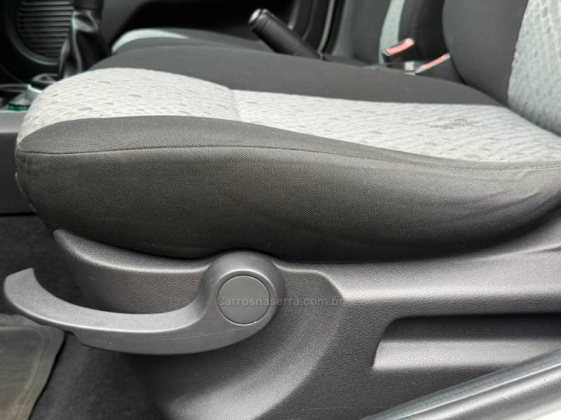 FORD - FIESTA - 2012/2013 - Branca - R$ 34.900,00