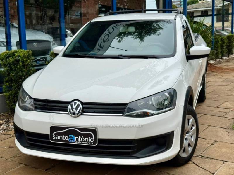 VOLKSWAGEN - SAVEIRO - 2013/2014 - Branca - R$ 46.900,00