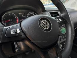VOLKSWAGEN - FOX - 2015/2016 - Azul - R$ 51.900,00