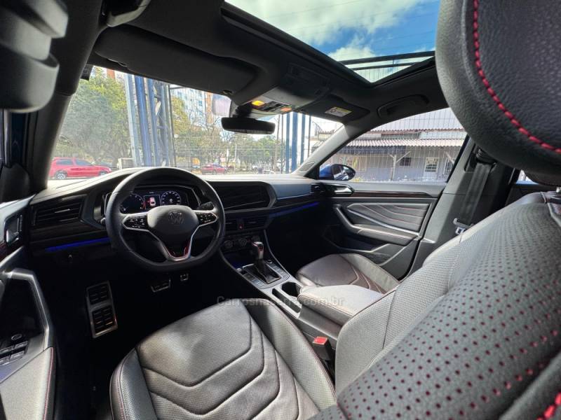 VOLKSWAGEN - JETTA - 2023/2023 - Azul - R$ 199.900,00