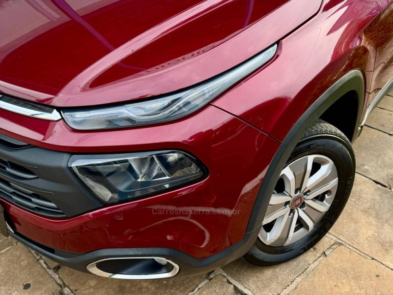 FIAT - TORO - 2016/2016 - Vermelha - R$ 92.900,00