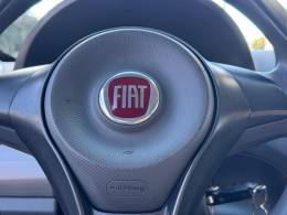 FIAT - PALIO - 2015/2016 - Vermelha - R$ 41.900,00