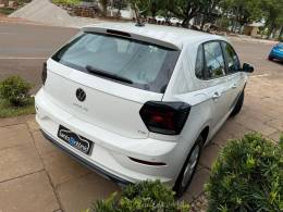 VOLKSWAGEN - POLO - 2024/2025 - Branca - R$ 99.900,00