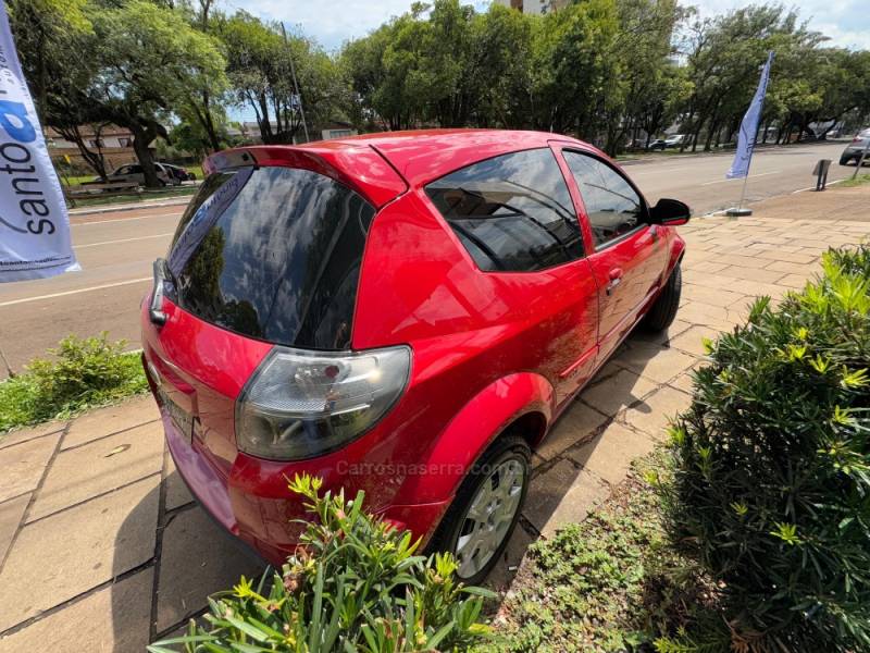 FORD - KA - 2011/2012 - Vermelha - R$ 27.900,00