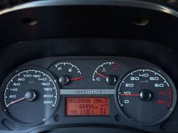 FIAT - STRADA - 2015/2016 - Vermelha - R$ 59.900,00