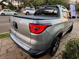 FIAT - TORO - 2022/2023 - Cinza - R$ 115.900,00