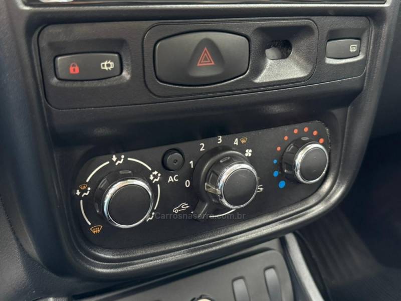 RENAULT - DUSTER - 2012/2012 - Azul - R$ 49.900,00