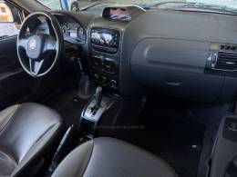 FIAT - STRADA - 2015/2016 - Vermelha - R$ 59.900,00