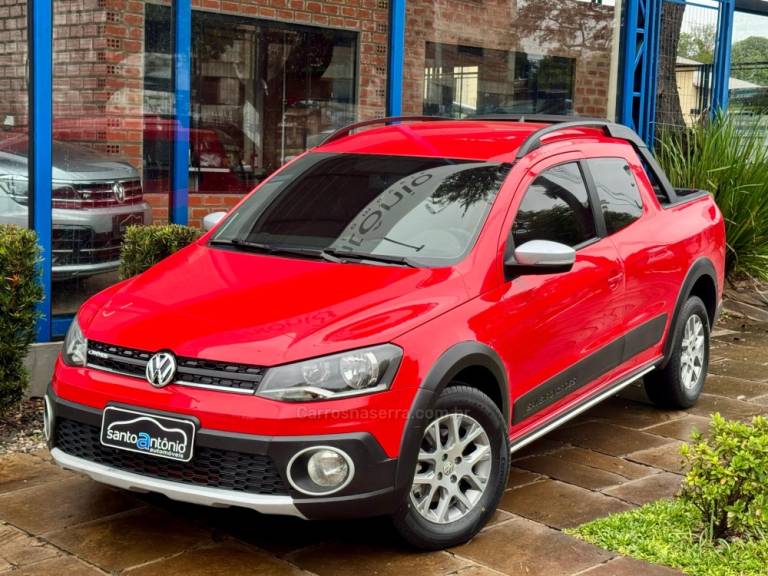 VOLKSWAGEN - SAVEIRO - 2016/2016 - Vermelha - R$ 73.900,00